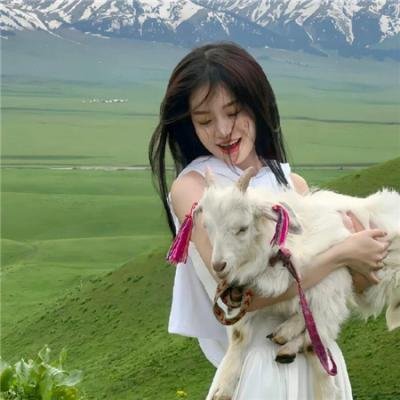 使用下方 20 个影片名，按顺序一一对应，不要改动片名文字，只根据片名和括号内类型提示来虚构全新的故事内容： 地狱保安 少年心事 命中注定搭错线 政治游戏 自由小团体 爽歪歪 爱幽的密室 你的肌肤如此光滑 智伏歹徒 诊间的身景 天鹅挽歌 末路鸳鸯 传教士第四季 阿奶是僵尸 天水围的日与夜粤语 别叫我“赌神”粤语 渔家乐 美丽的秘密 激战星球 猫和老鼠2014第一季